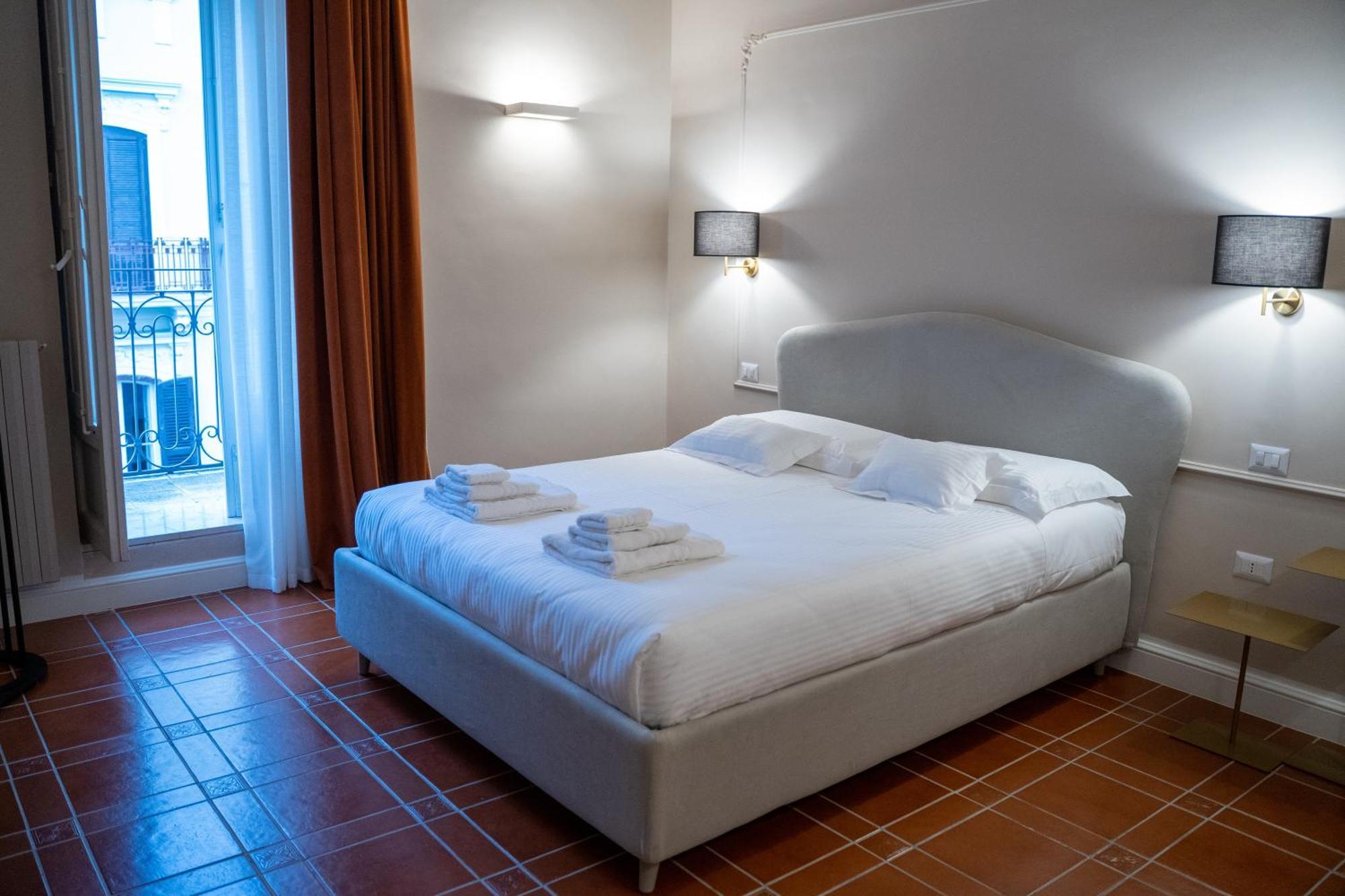 Casa Almika Principe Amedeo Hotel Bari Exterior photo